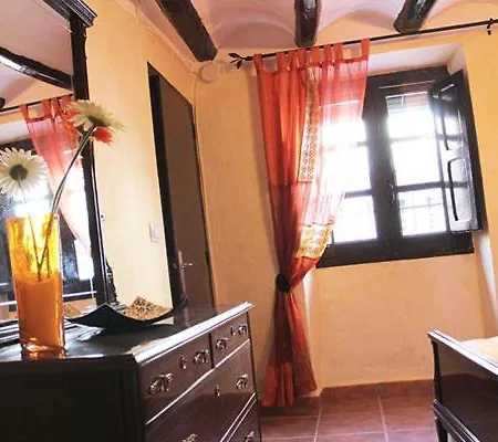 Casa Fuentes Claras